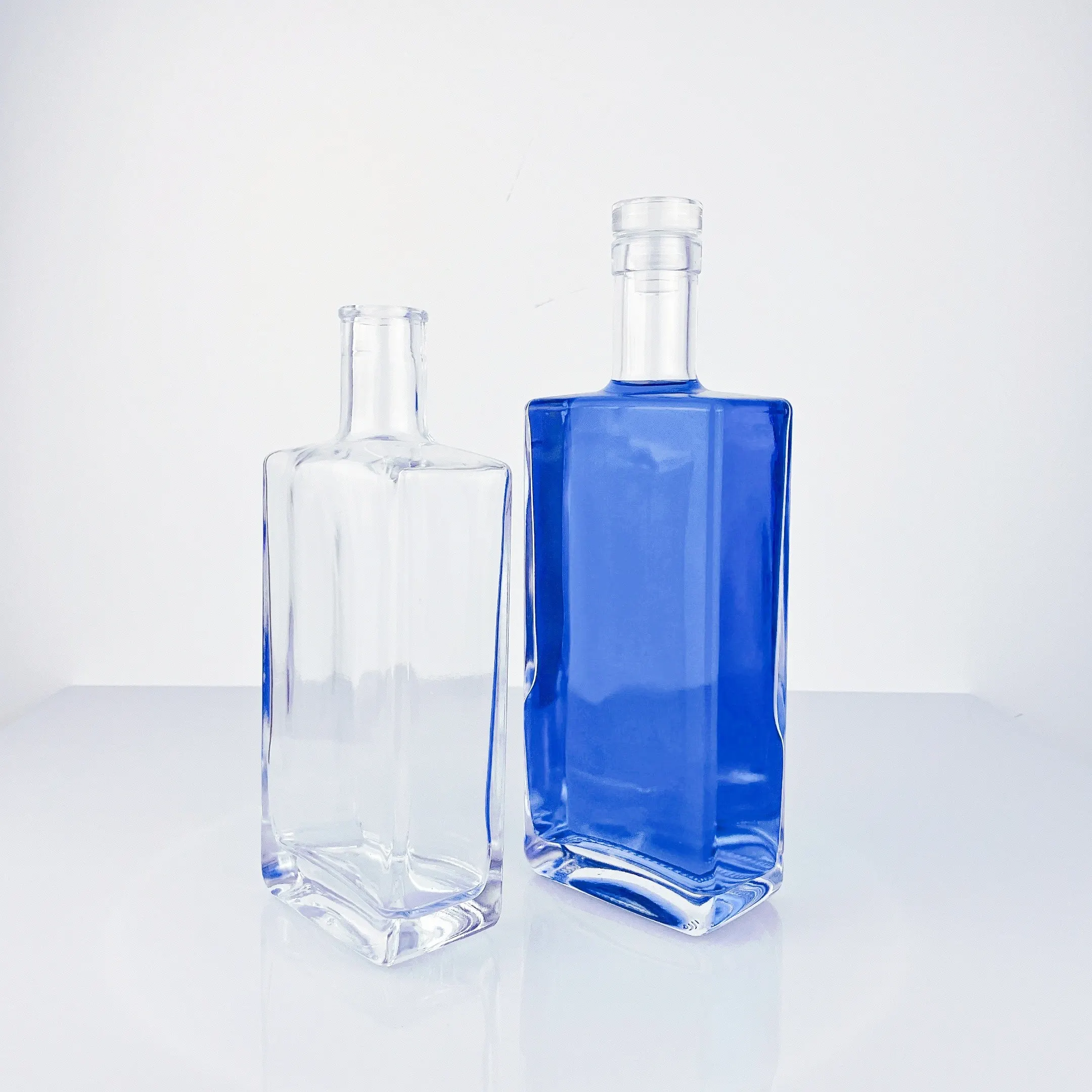 زجاجة زجاجية 500مل 700مل لونج آيلاند للجن والويسكي والفودكا بسدادة فلينية