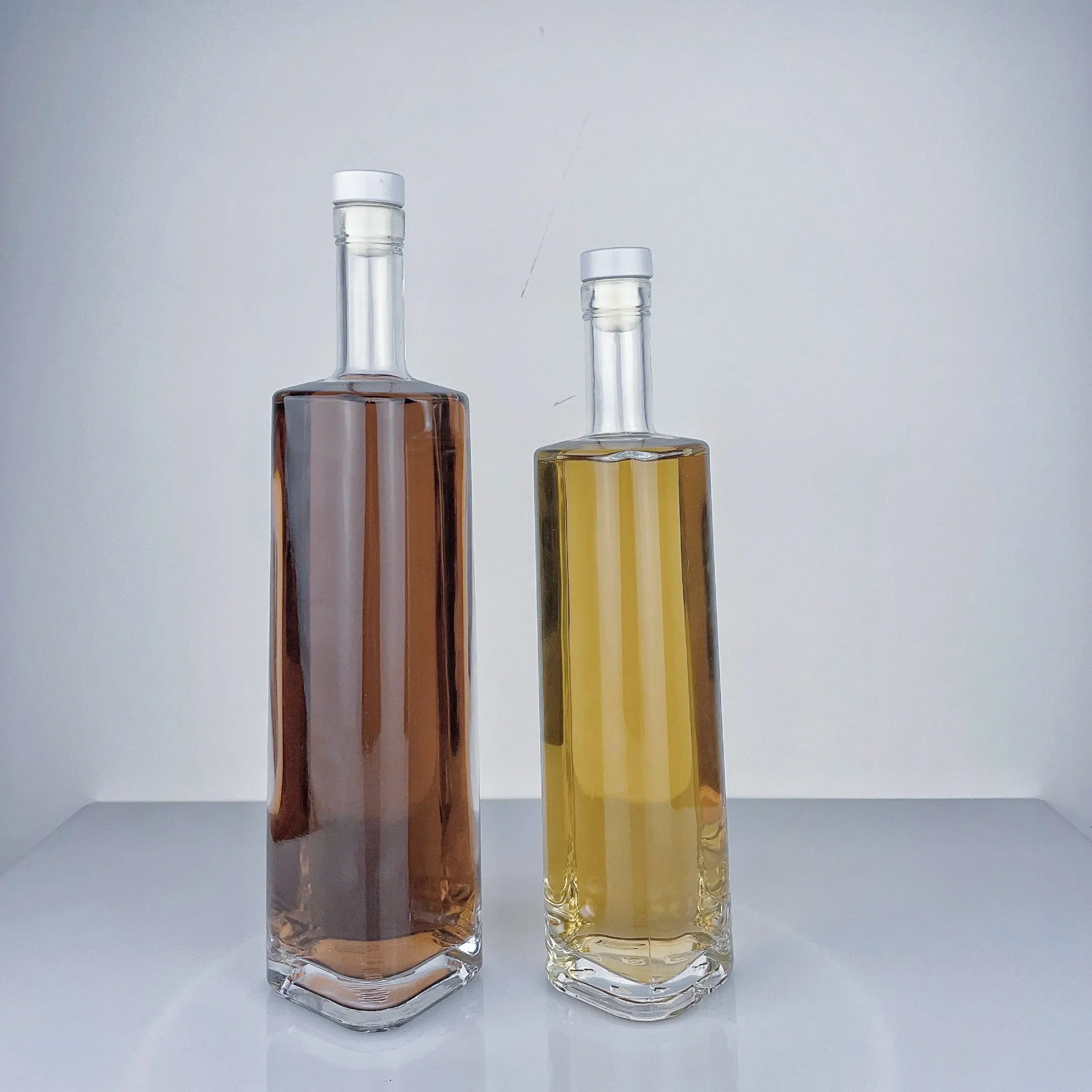 زجاجة زجاجية 700مل 1000مل للويسكي والجن والبراندي والفودكا