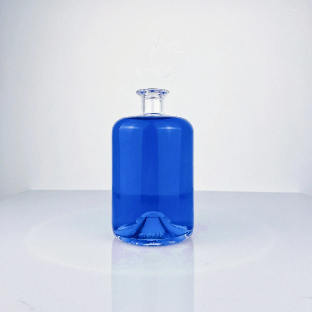 زجاجة زجاجية 700مل من نوع أبوتيكر